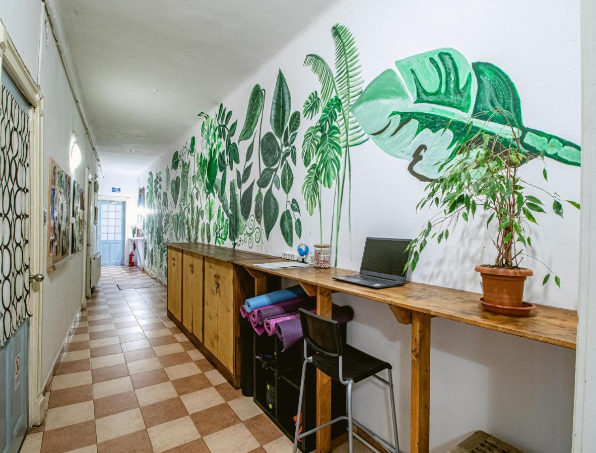 Albergue T5 Social Bucarest Exterior foto