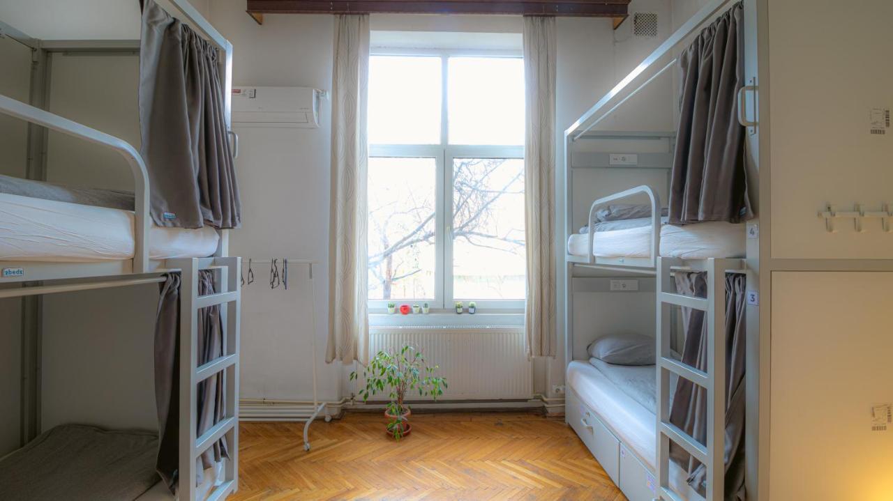 Albergue T5 Social Bucarest Exterior foto